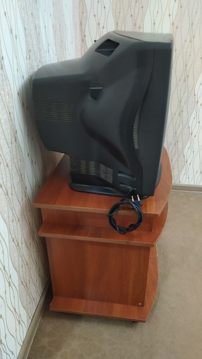 Телевизор LG Аргинал.