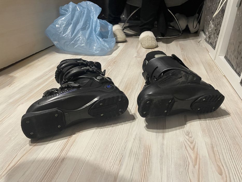 Ски обувки rossignol