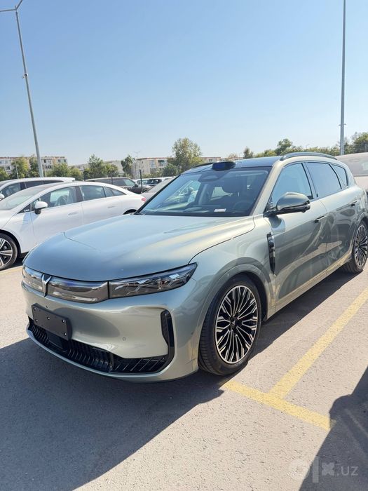 Voyah Free Plus 318 4wd  sport в наличии