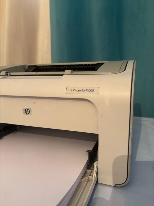 Принтер HP LaserJet P1005