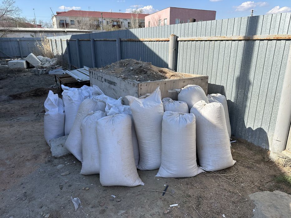 Опилки мебельные в мешках