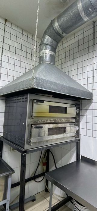Пицца печь ,  рабочая