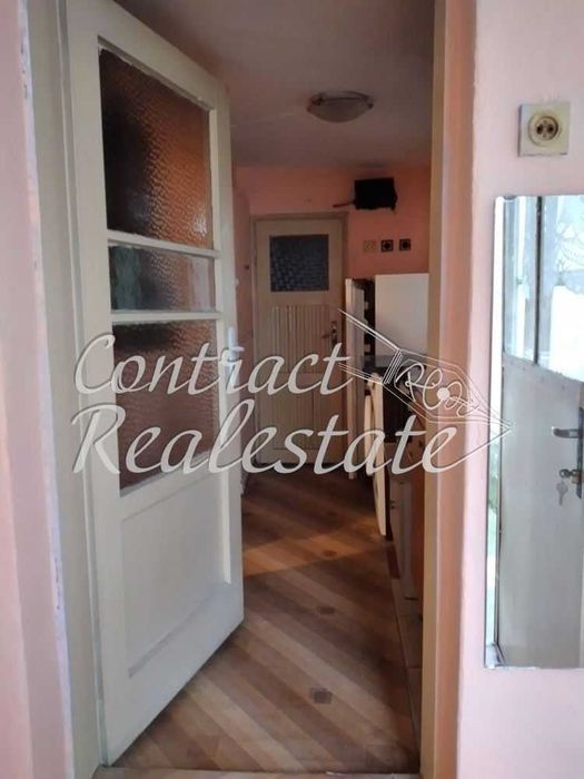 Дава се под наем Едностаен апартамент в Варна, Цветен квартал - 35 кв.м за 204 € - Снимка #6