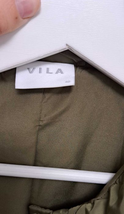 Jacheta Vila , marimea 40, noua