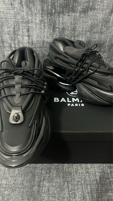 Adidasi Balmain nr42,43