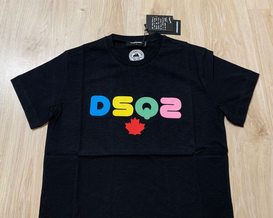 Ново мъжки тениски с етикети Dsquared D2 налични размери