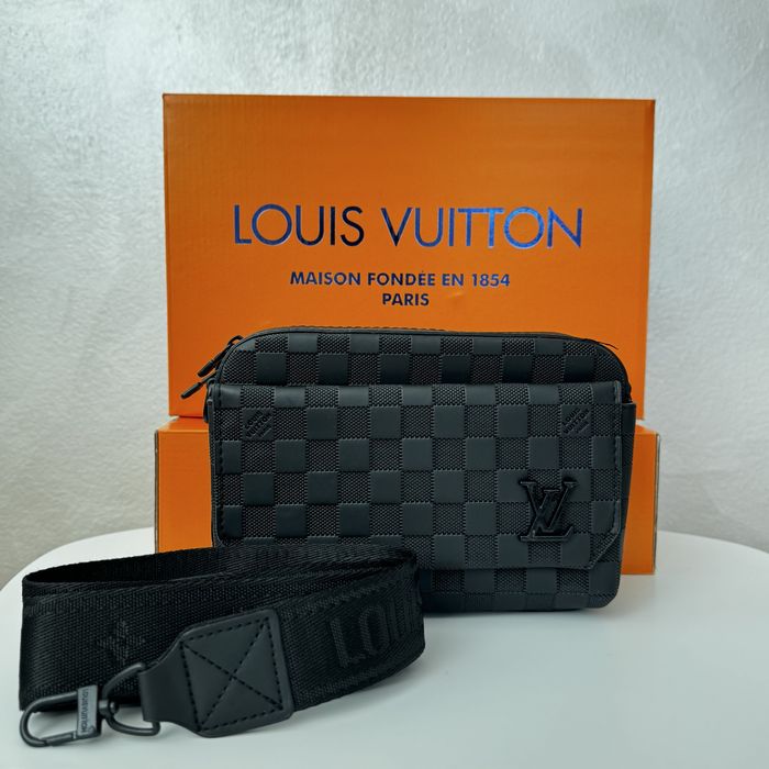 Мъжка чанта / чанти Louis Vuitton