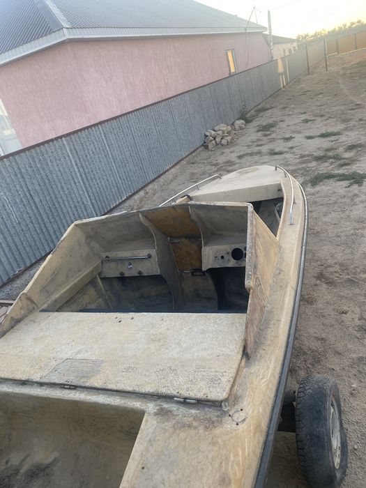 Пластиковая лодка касатка 525