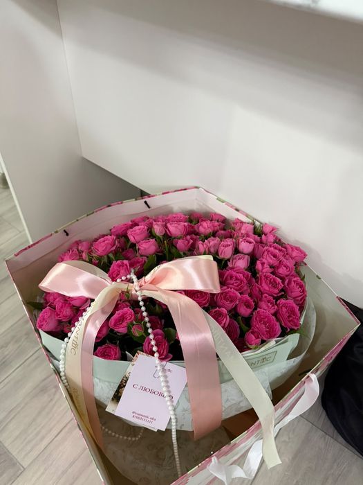 Продам шикарный букет от Romantic