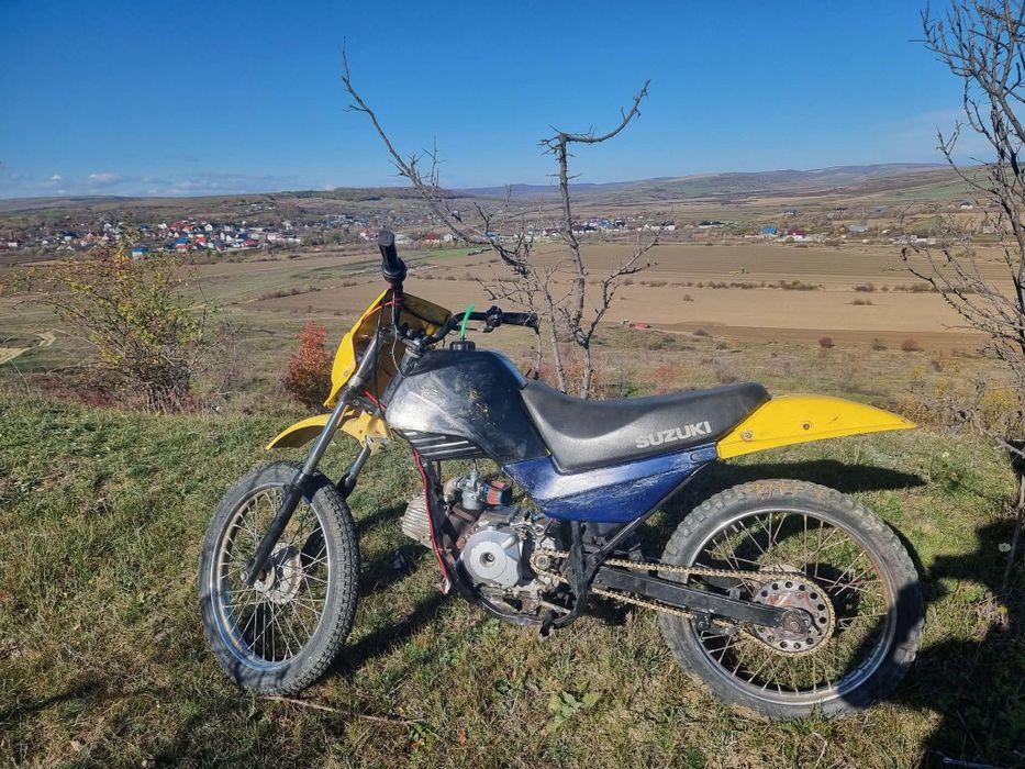 Cros 107cc problema la chiloasa nu are filet bujiea in rest tot fucteonal schimb cu un atv 125cc