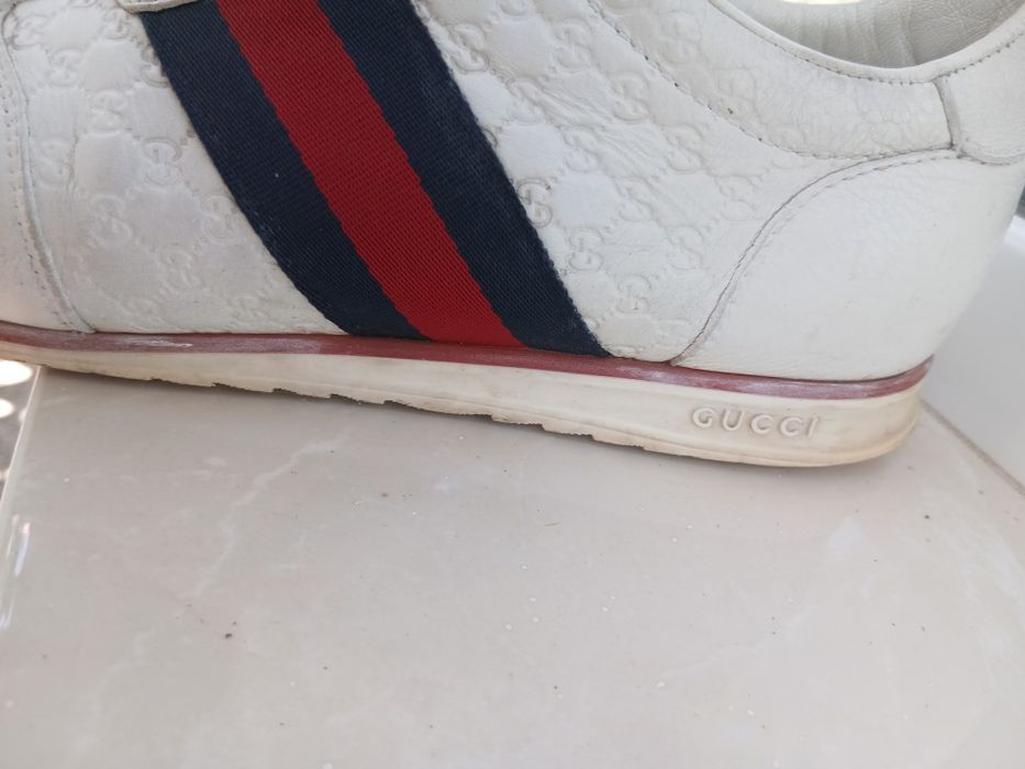 Vând pantofi Gucci