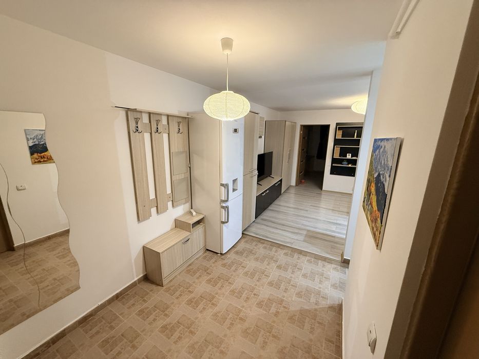 Proprietar, inchiriez Apartament modern 3 Camere semidecomandat | Zona Complex Studențesc, Centrala proprie/AC