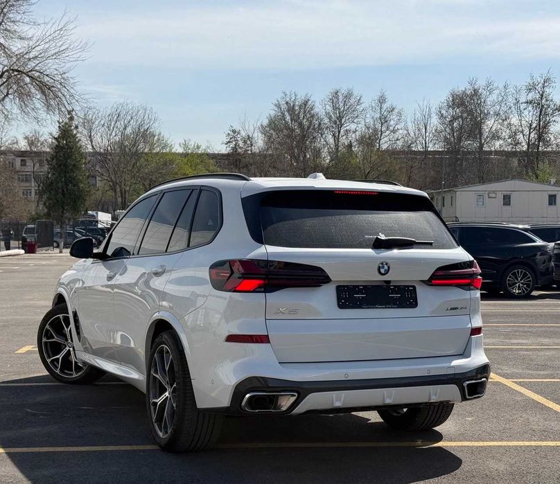 BMW X5 , X drive40i M Sport Pro new