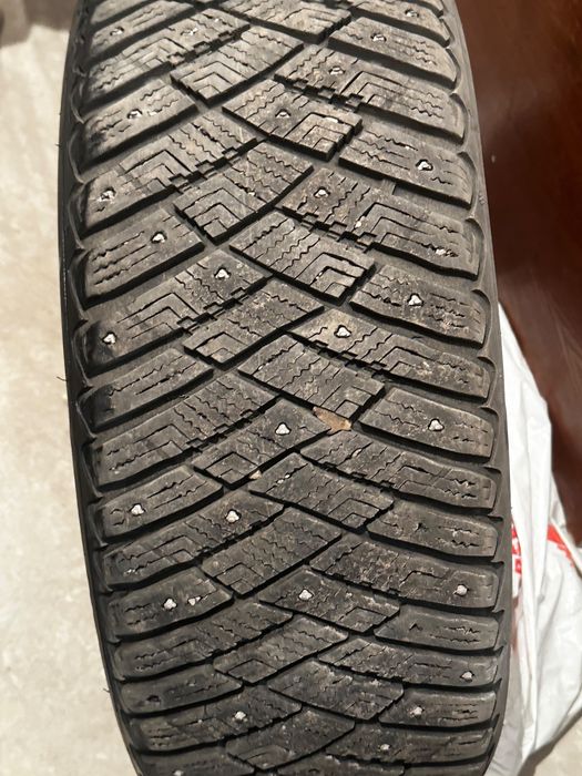Goodyear 215/55/17