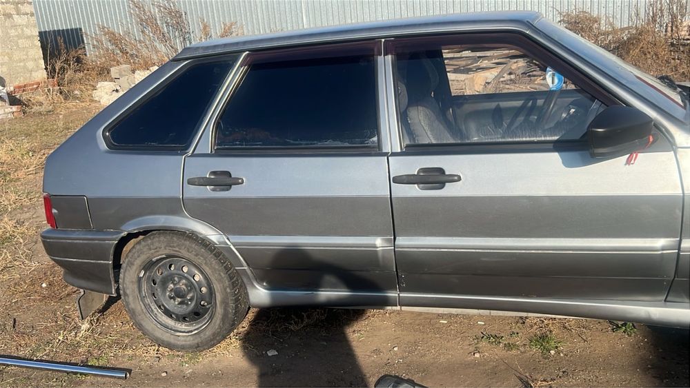 Продам машину ваз 2114