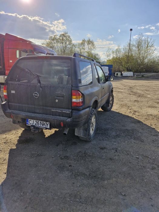 Opel frontera 2003