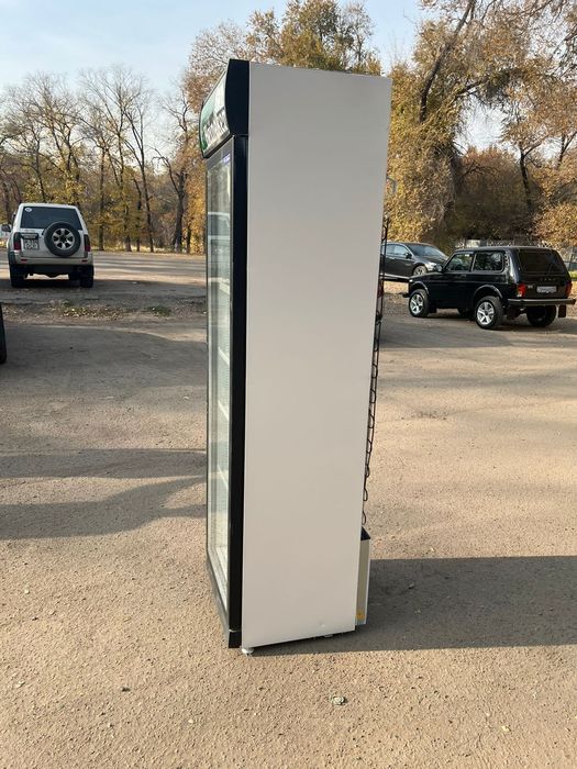 Продам буу витринные холодильники