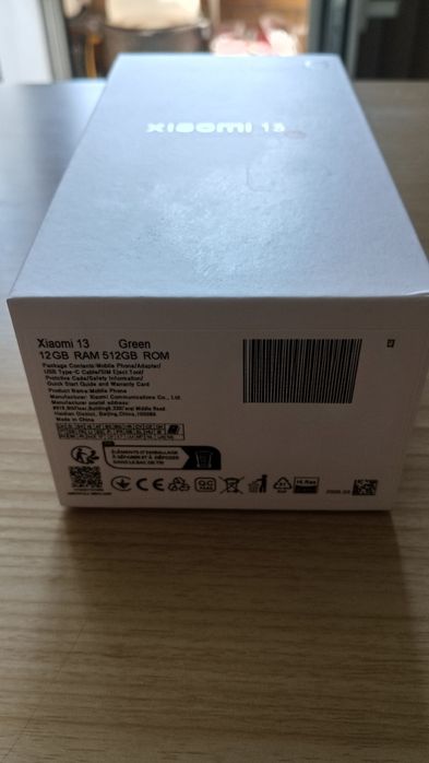 Xiaomi 13  смартфон