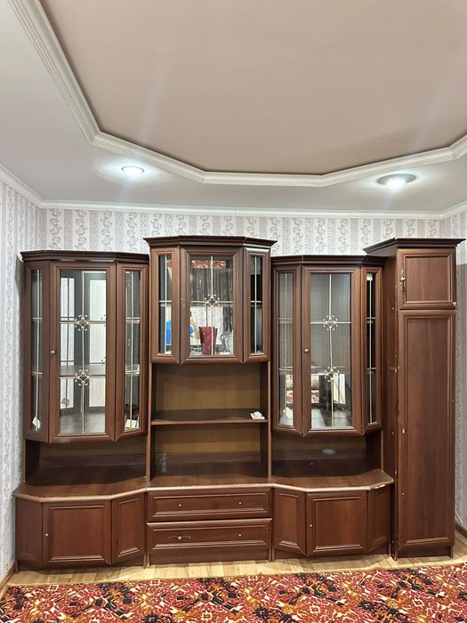 Продам стенку.  Срочно