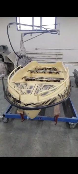 Лодка «Тримаран -410»