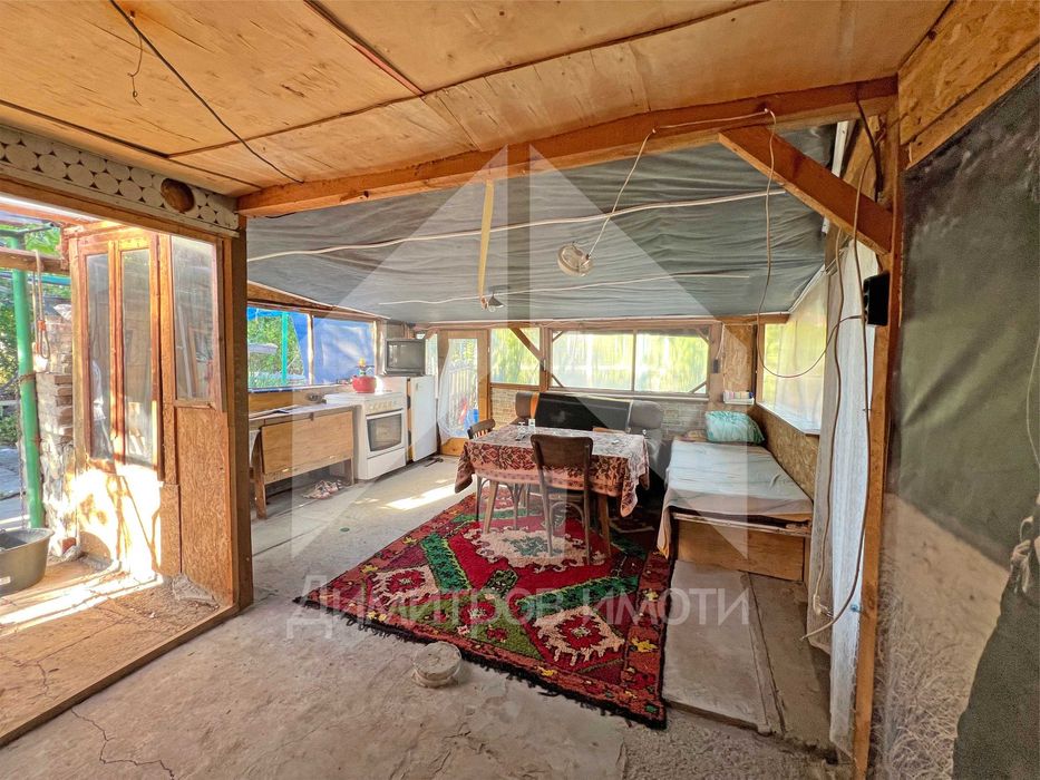 Продава се Къща в Нови пазар - 76 кв.м за 204 €/кв.м - Снимка #13