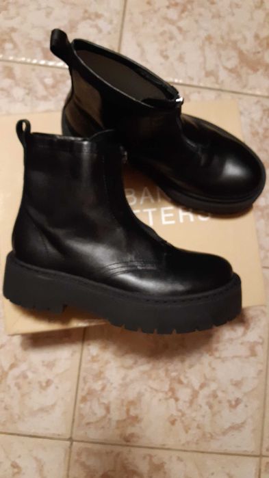 НОВИ 4 чифта Alain Monoukiam №39