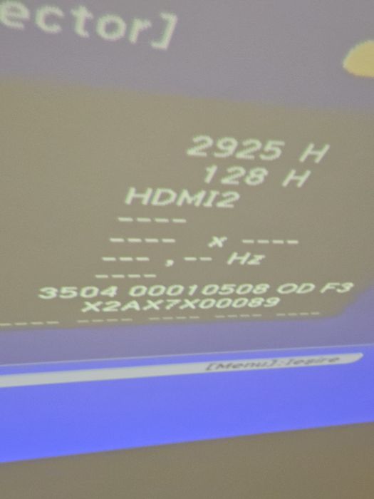 Videoproiector Epson EB-675W