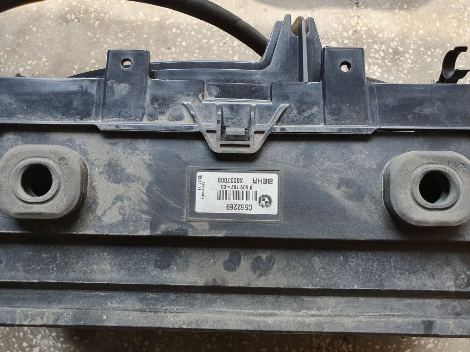 Suport radiatoare BMW seria 7 F01 F02 730d 740d cod: 8509167