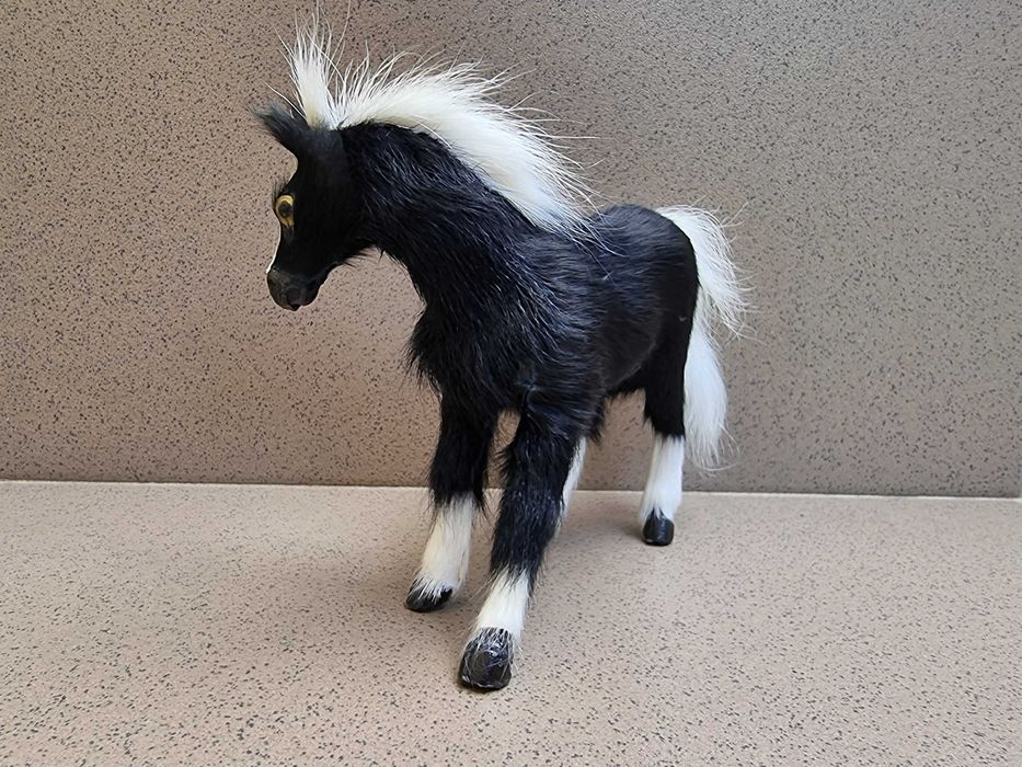 Macheta cal in miniatura, Figurina 13cm