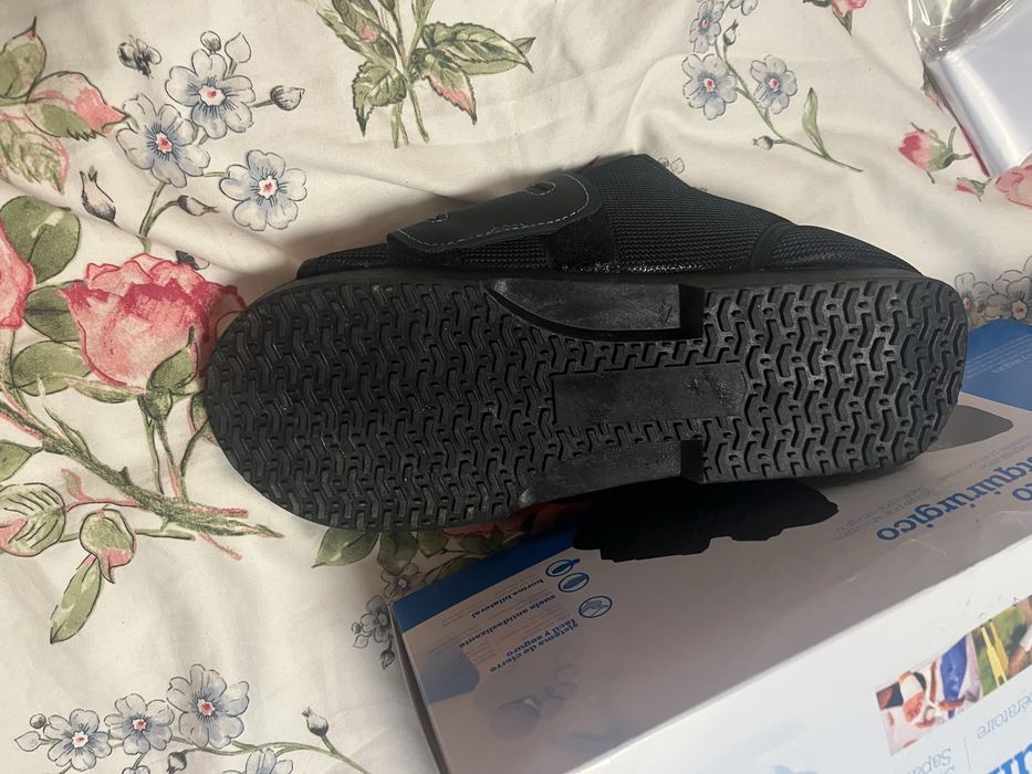 Ортопедична следоперационна обувка и ботуш за къпане