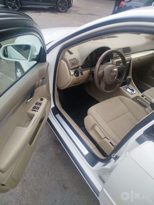 Audi A4 2006 yil aftamat prapani bor holati yaxshi 319 min yurgan