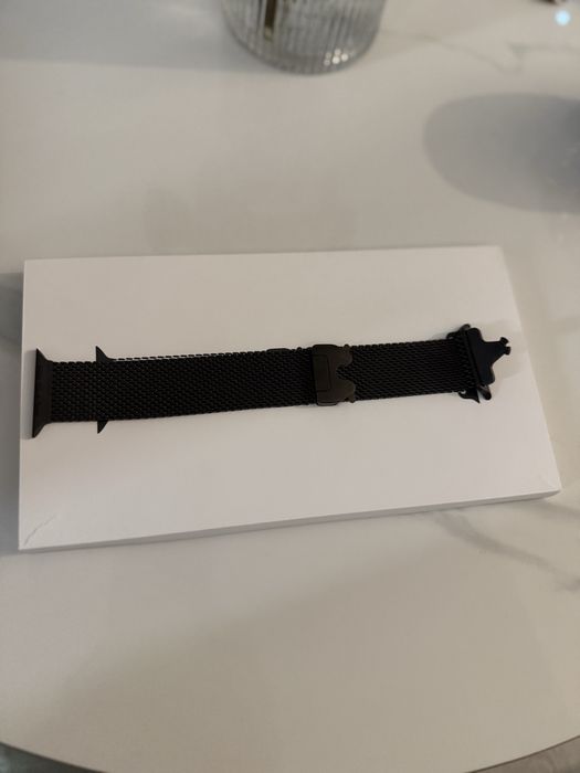 Curea pentru Apple Watch 49mm, Milanese Loop, Black Titanium - Small