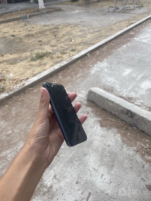 Iphone se 2020  aybi bor