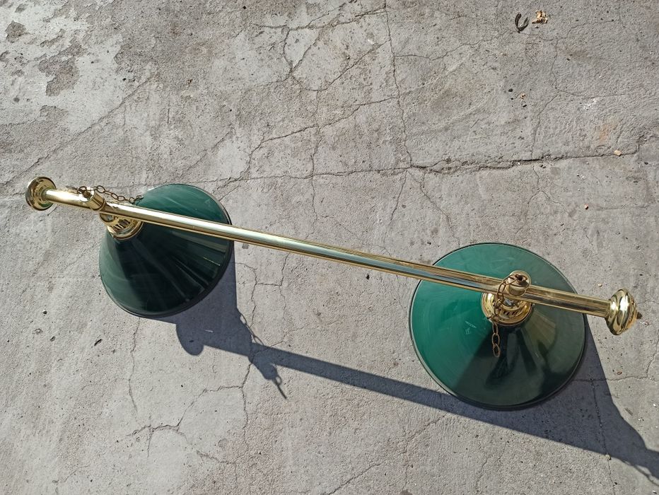 Лампа за билярдна маса