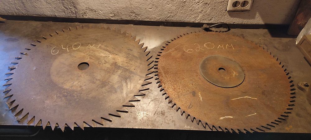 Продам циркулярную пилу