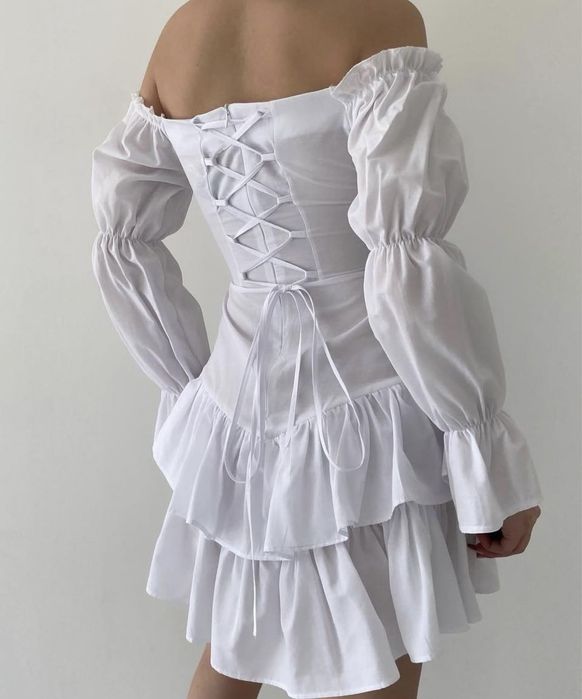 белое летнее платье