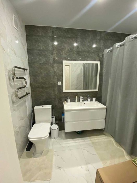 продам 2 комнатную квартиру