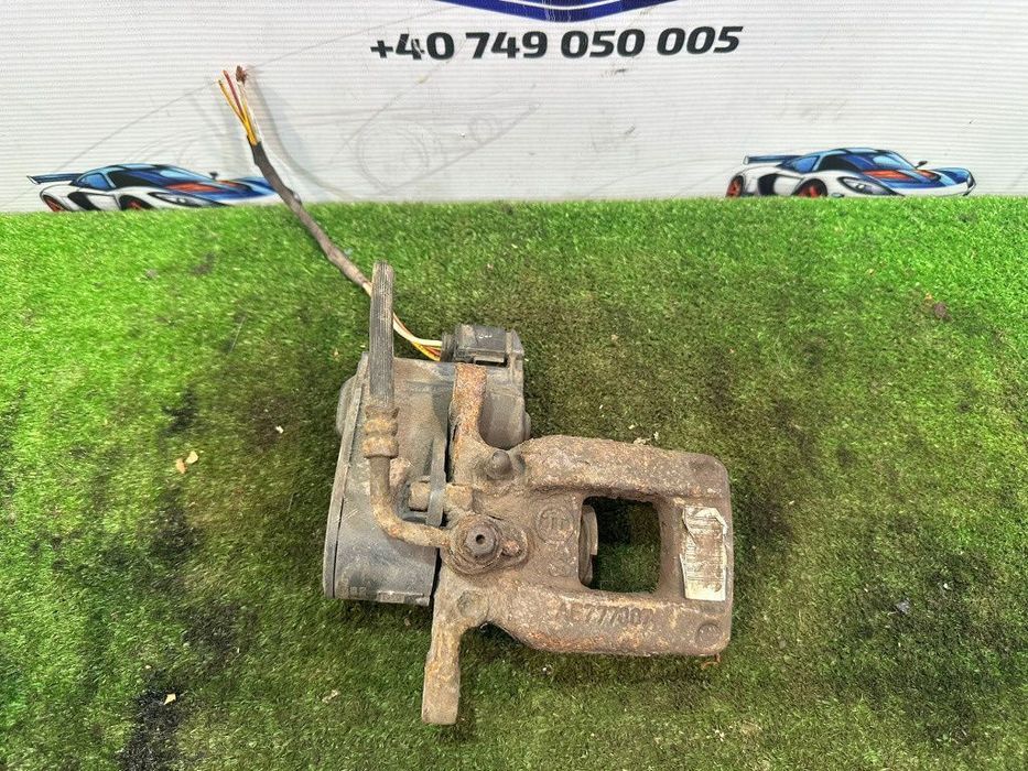 Etrier fata dreapta etrier fata stanga peugeot 308 motor 1.6 diesel 2007-2014