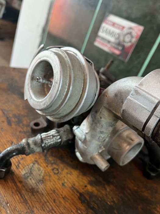 Turbo golf passat skoda 1,9 tdi bxe bkc