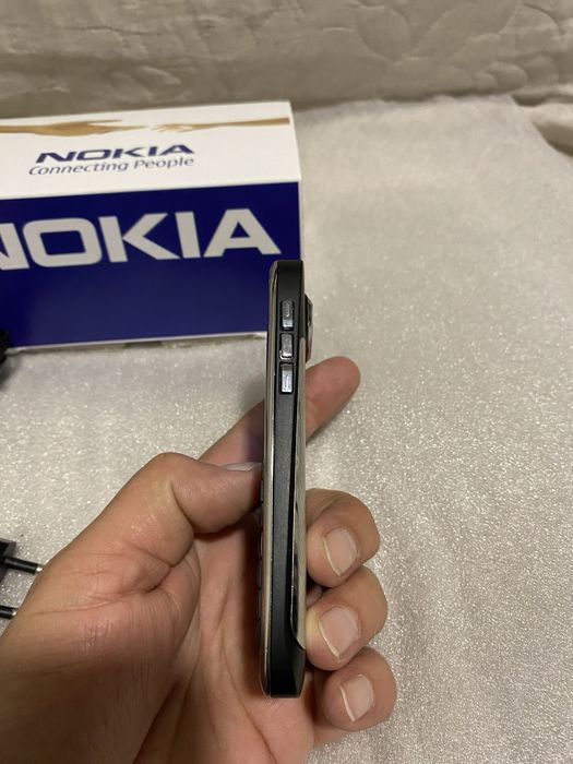 Nokia E72 ca nou