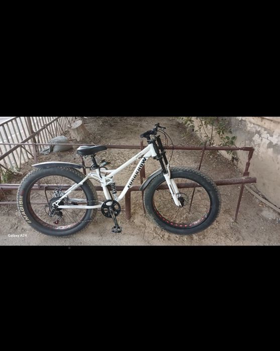 Продаётся велосипед.