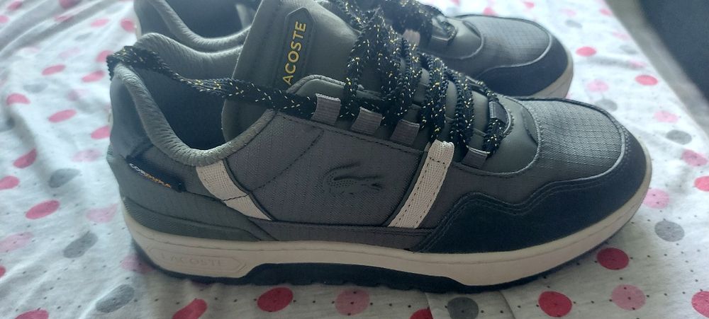 Adidasi lacoste barbati