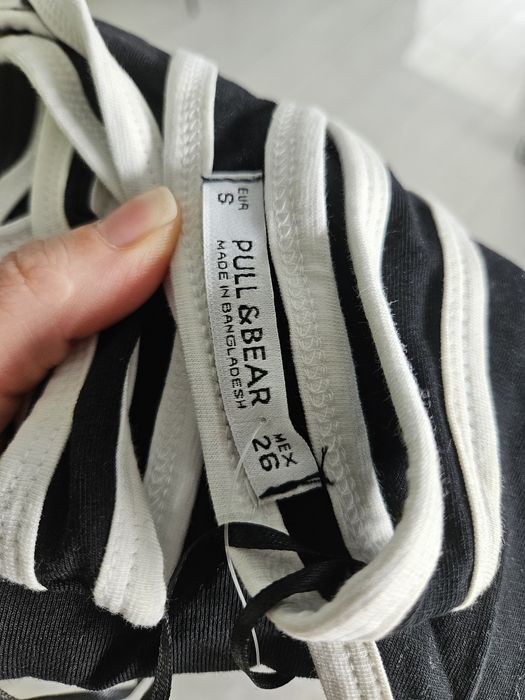 Body Pull&Bear-  S