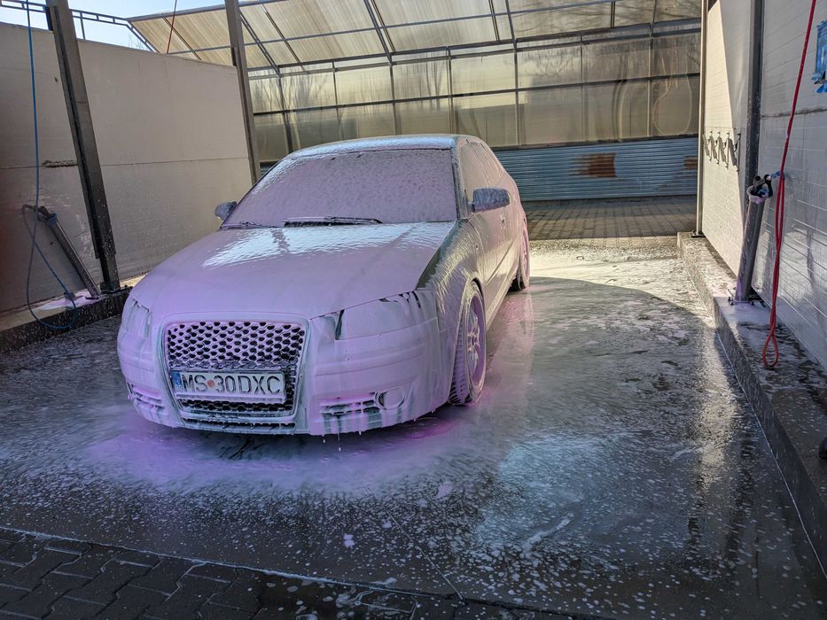 Mașina audi A3 8p an 2005