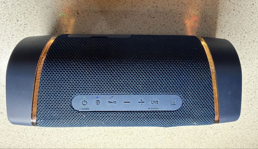 Sony SRS-XB33 страхотна bluetooth колонка