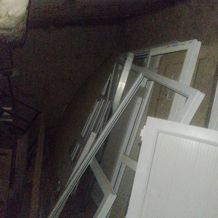 пластик терезе и форточкалар бар