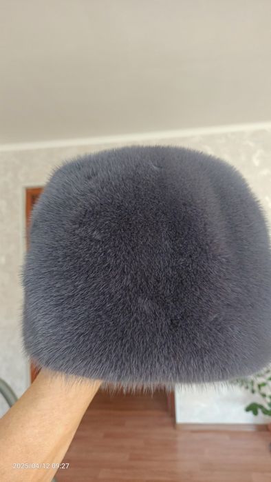 Продам шапку женская