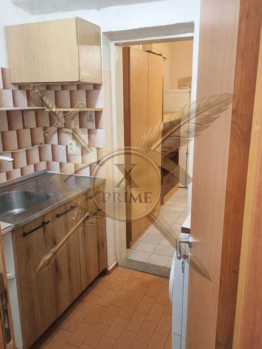 Дава се под наем Едностаен апартамент в Варна, Аспарухово - 30 кв.м за 250 € - Снимка #3