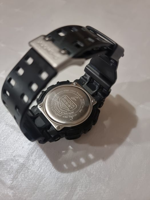Часовник Casio G-SHOCK