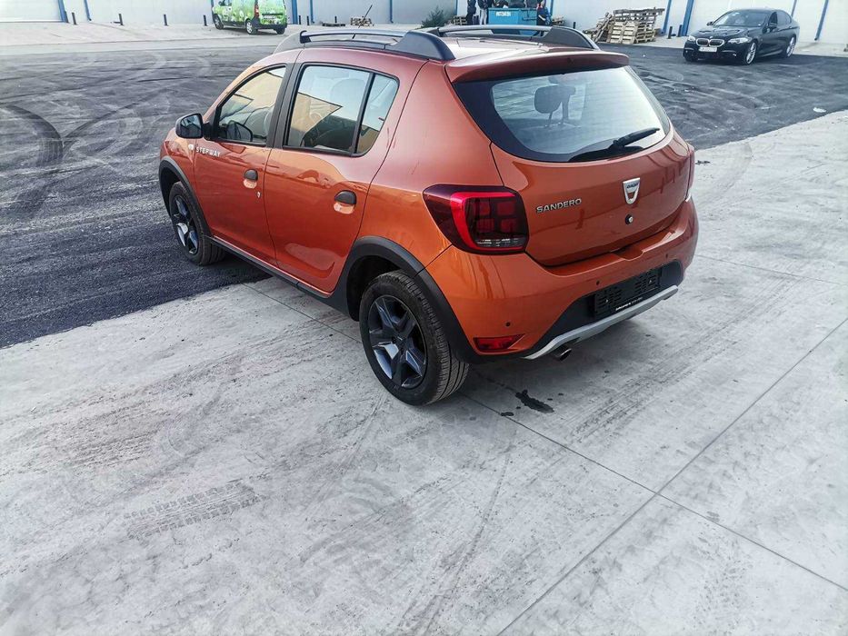 Dacia Sandero STEPWAY 0.9 90h.p. SWISS